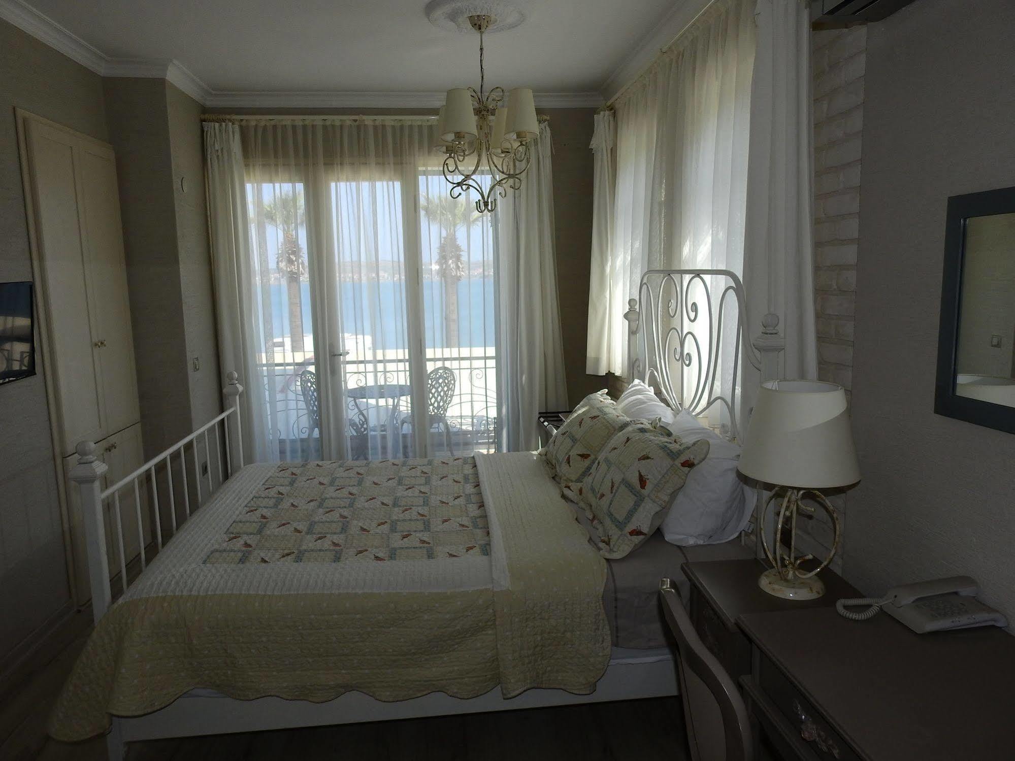 Karamela Hotel Ayvalı Exteriér fotografie